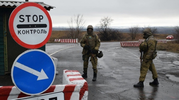 Обкрадав громадян під виглядом «допомоги» у перевезенні вантажів на окуповану територію – на Запоріжжі судитимуть псевдоволонтера