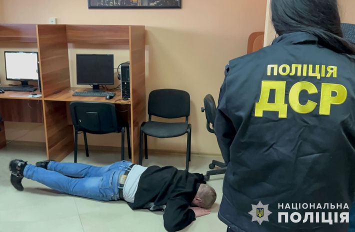 Зловмисники у Запоріжжі ошукали понад 15 осіб на загальну суму понад 3 мільйони гривень (ФОТО)