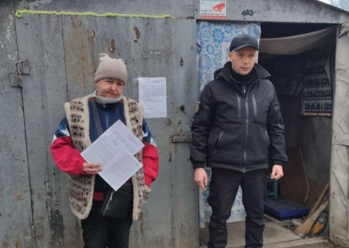 У Запоріжжі в гаражах торгували “паленим” алкоголем