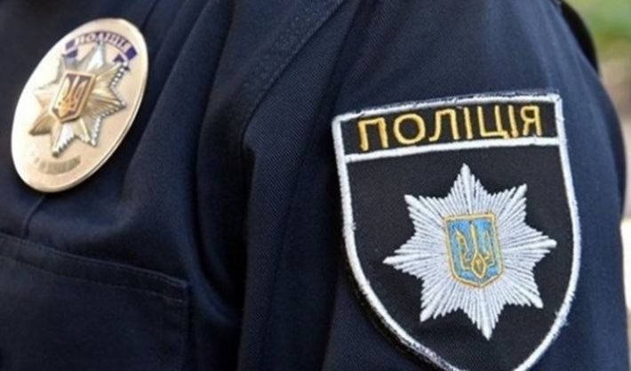 На вулиці в Запоріжжі на чоловіка напав злодій з ножем: подробиці