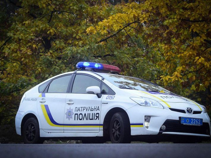 У Запоріжжі патрульні врятували місцеву жительку від самогубства