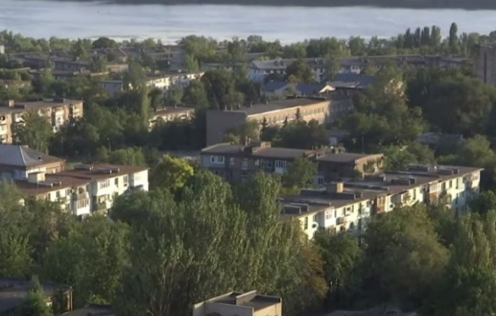 Дніпро в Запоріжжі різко міліє
