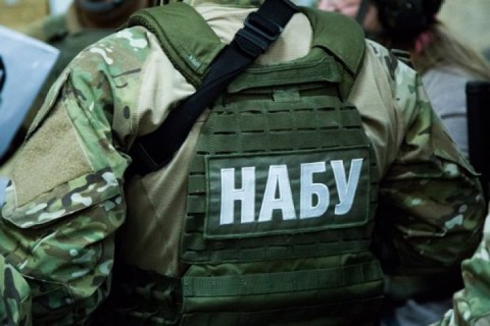 НАБУ проводить обшуки у кабінетах запорізьких посадовців, які займалися питаннями гуманітарної допомоги