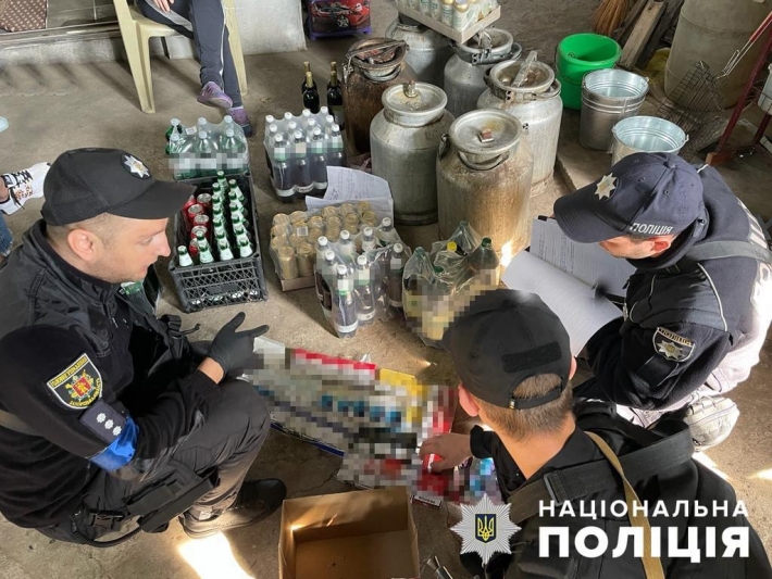 У Запоріжжі жінка продавала алкогольні напої неповнолітнім