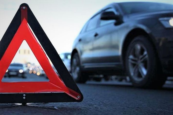 У Запоріжжі нетверезий водій скоїв ДТП та втік з місця події (фото)