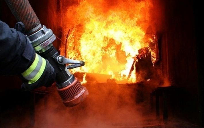 У Запоріжжі вночі спалахнула пожежа