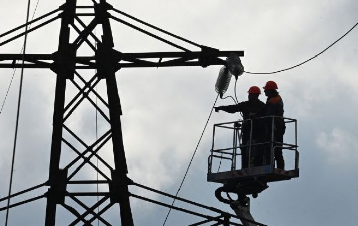 У Запоріжжі через негоду знеструмлено 7,5 тисяч будинків