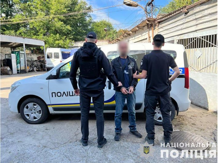 У Запоріжжі чоловік до смерті забив знайомого