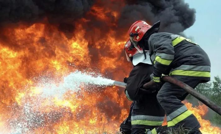 Ворожий обстріл спричинив пожежу в Запорізькій області