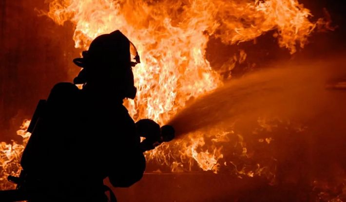 Внаслідок ворожих обстрілів виникли 2 пожежі в Запорізькому районі