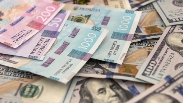 Вимагав неіснуючий борг та погрожував: у Запоріжжі чоловіка судитимуть за рекет